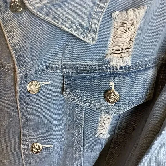 NWT David.Ann‎ Distressed Denim Jacket ❤️🤩😎 - Picture 5 of 7